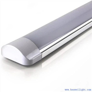 60 sm LED chiroq