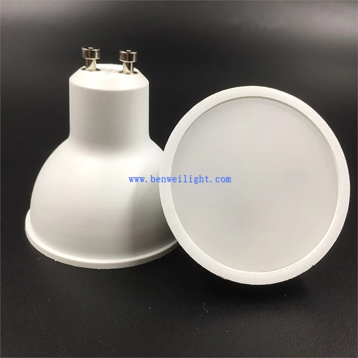 3,5 Vt LED Gu10