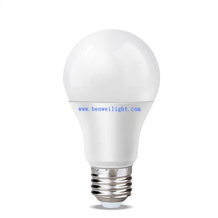 E27 40 vattli LED lampochka