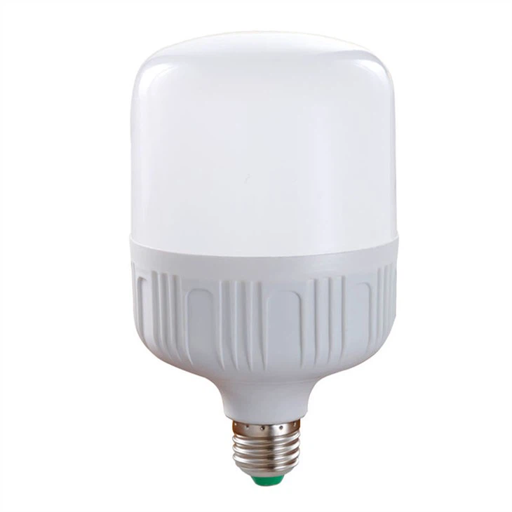 Yuqori vattli LED lampochka