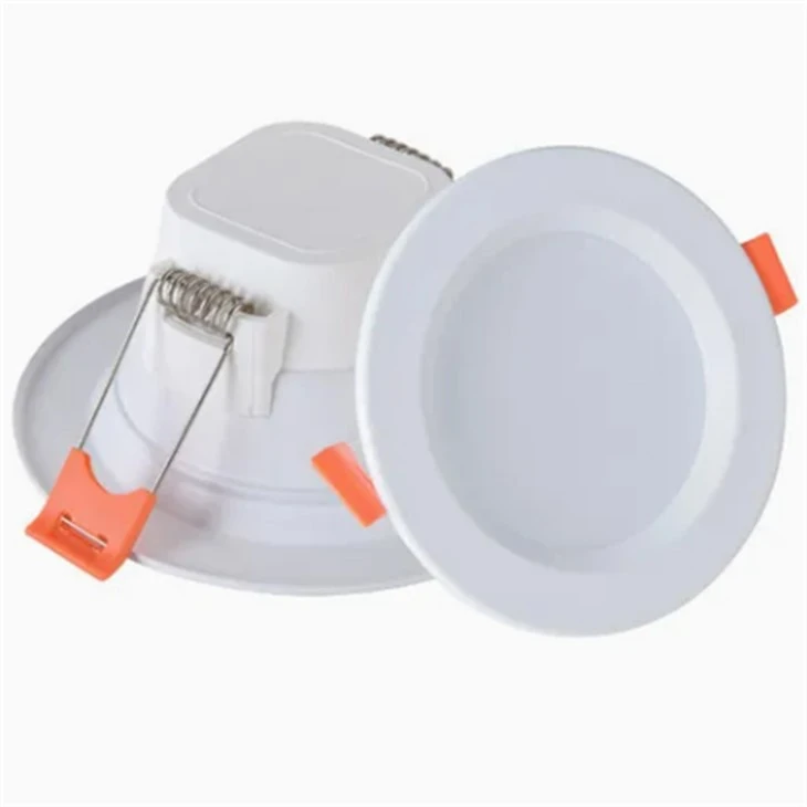 Yassi shipga o'rnatilgan LED panel chiroqlari 8W
