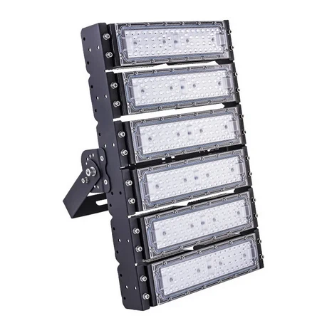 Yuqori Lumen iP65 LIGHT vakili "Stadion" ning ochiqligi uchun 2004 dan 1500 o'ringa ko'tarilgan "Loyiha" uy-joy qurilishi