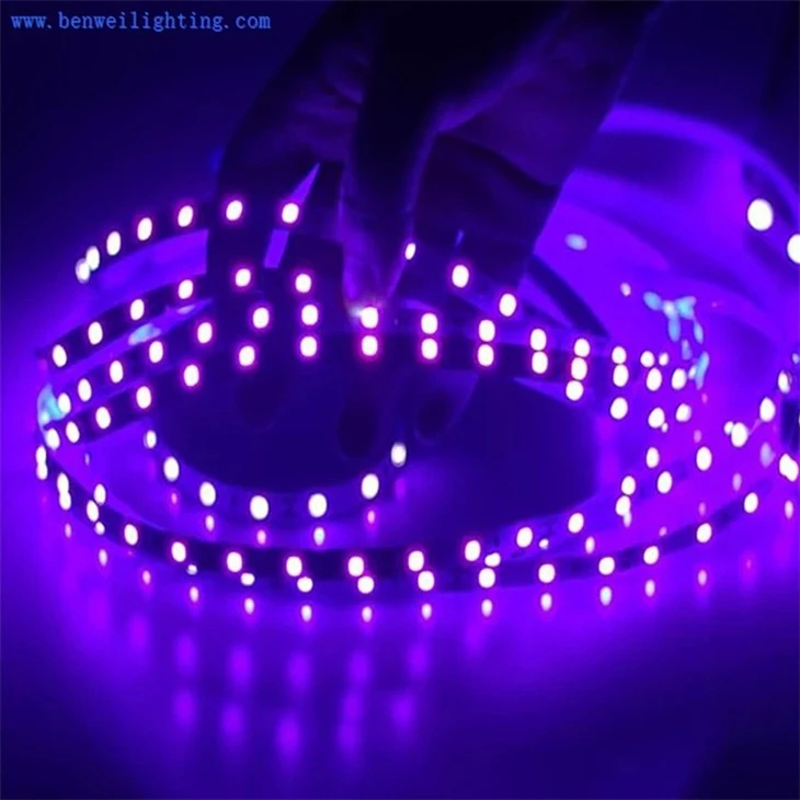 LED chiziqli yorug'lik lentasi nuri